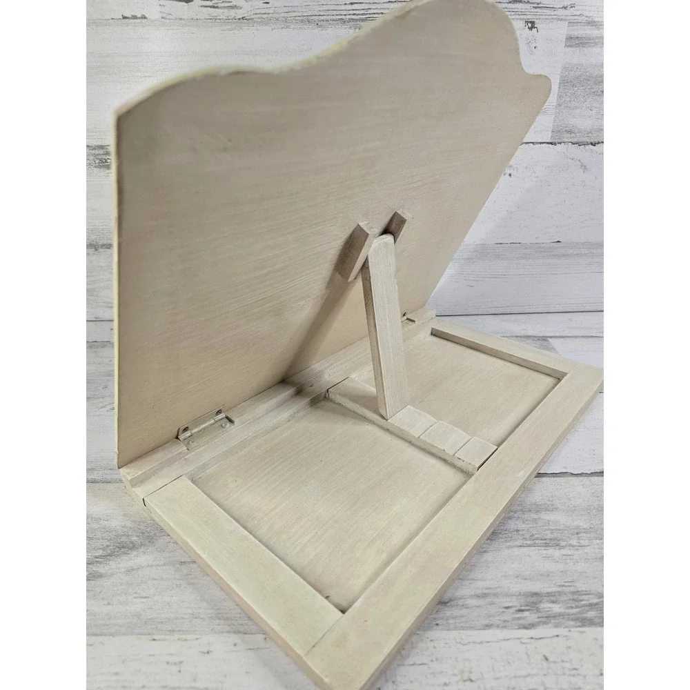 Thomas Pacconi Classics Wood Cookbook Stand Apple Hand Painted Farmhouse Cream